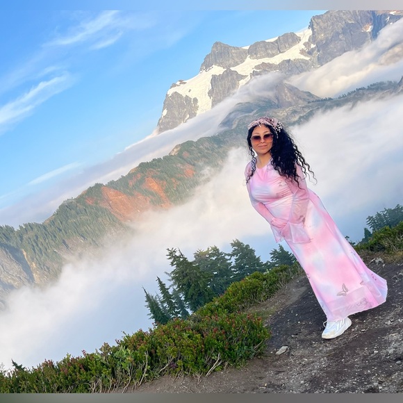 Meet Jocey💗 - Picture 1 of 13